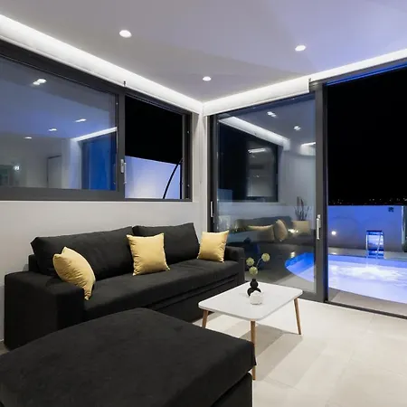 White Cliff Luxury Suites Porto Rafti Exterior photo