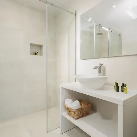 White Cliff Luxury Suites Porto Rafti Exterior photo