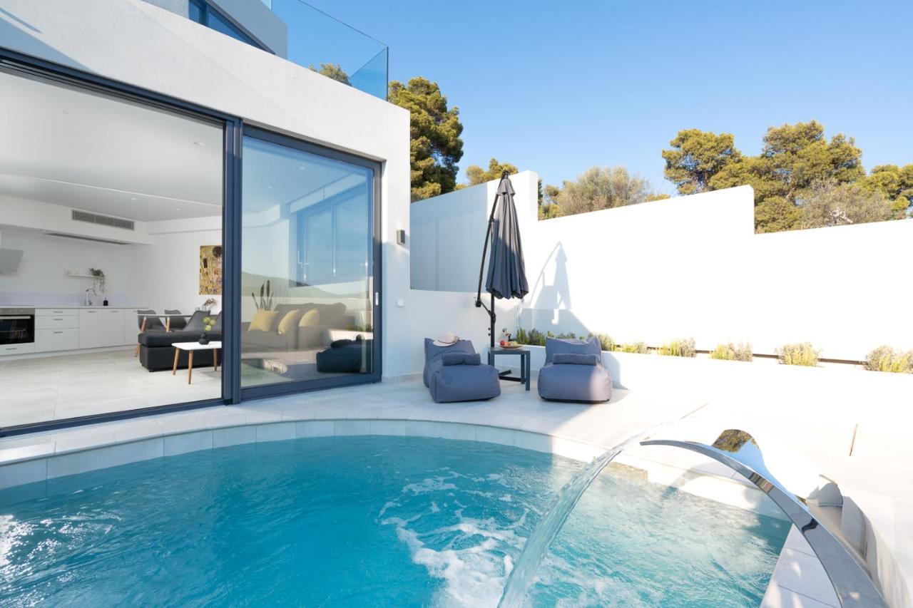 White Cliff Luxury