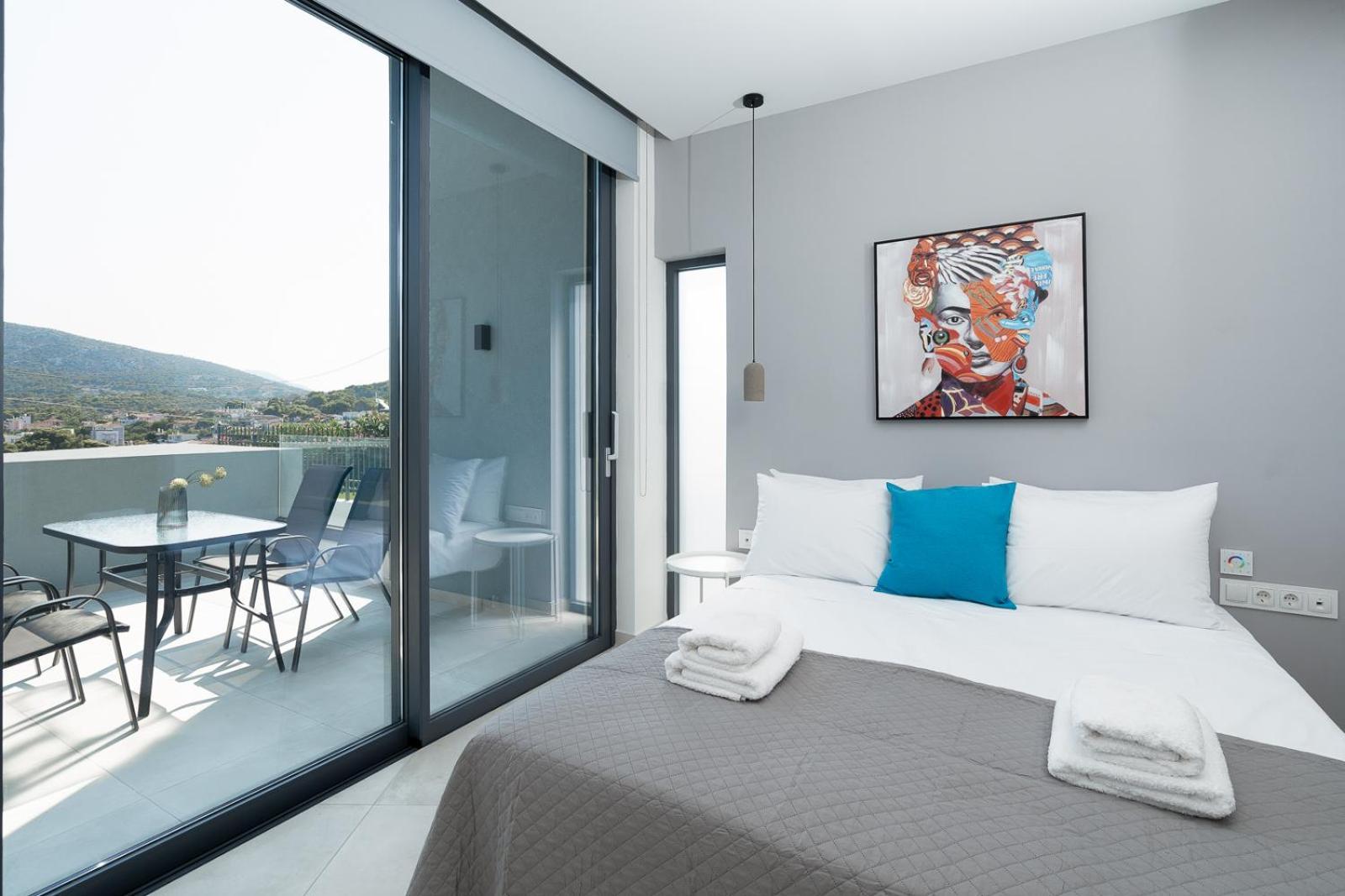White Cliff Luxury Apartment *