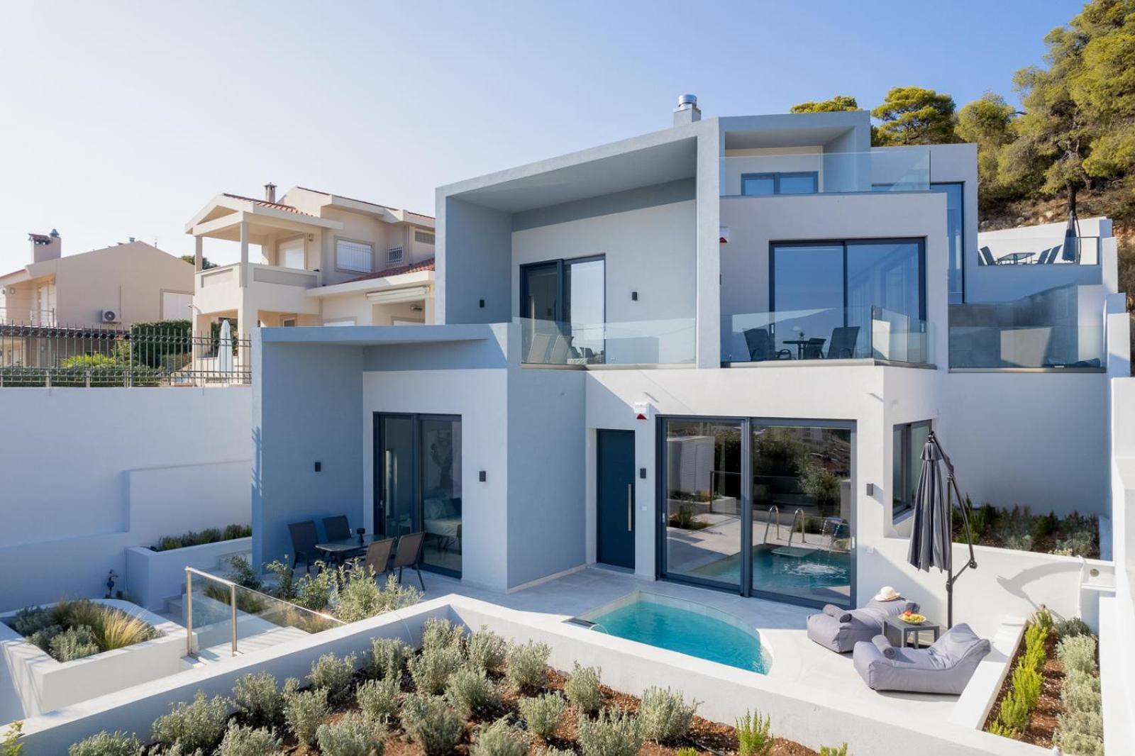 White Cliff Luxury Apartment Porto Rafti