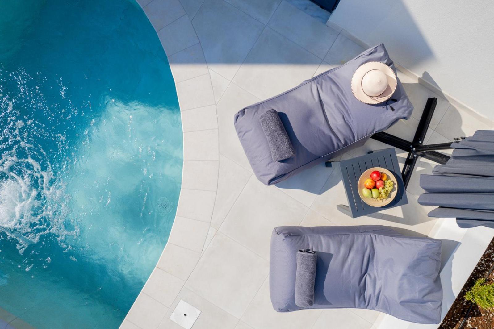 White Cliff Luxury Apartment *